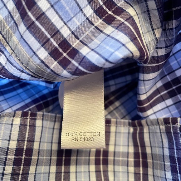 Banana Republic Non Iron Slim Fit Button Down Shirt - Picture 2 of 7